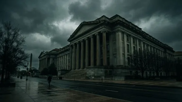 US Budget Deficit Hits Nearly $2 Trillion in 2026